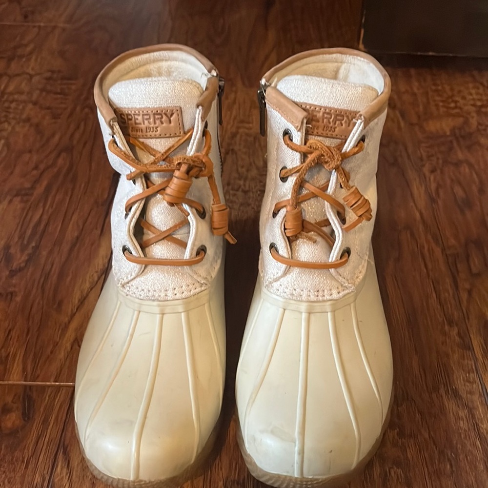 Sperry boots